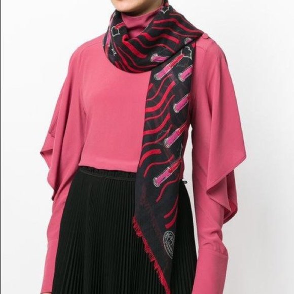 NWT Valentino GARAVANI Scarf Lipstick Black Red